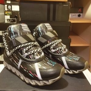 Camper X Bernhard Willhelm "Himalayan"